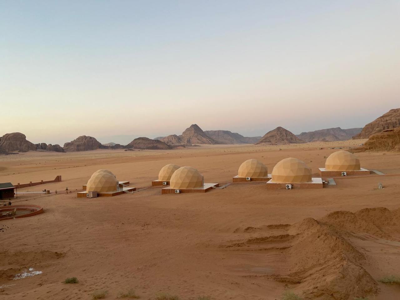 Wadi Rum Aviva Camp Экстерьер фото